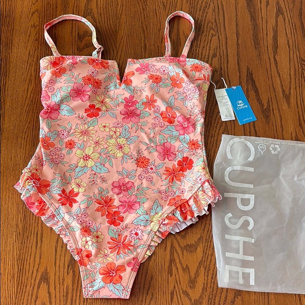 Cupshe Pink Peach Flowered One Piece Swimwear